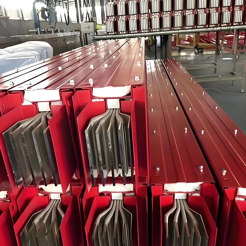 Kako lahko zaprta vodila izboljšajo učinkovitost in varnost distribucije električne energije?