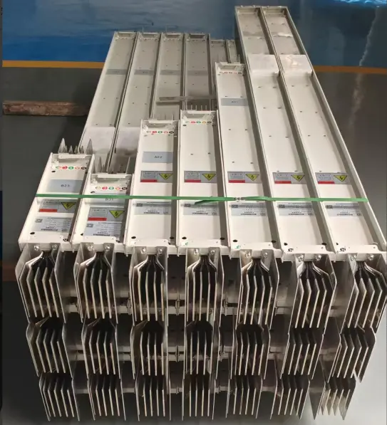 Nova izbira za učinkovito distribucijo električne energije: Neposredna dobava kitajskih proizvajalcev avtobusnih prog omogoča nadgradnjo tovarn in komercialnih kompleksov